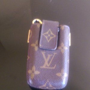 Louis Vuitton vintage cellphone case with keyfob